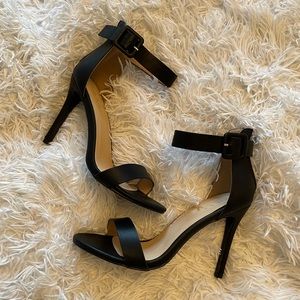 *Brand new* Nicole Miller black open toe heels with ankle strap